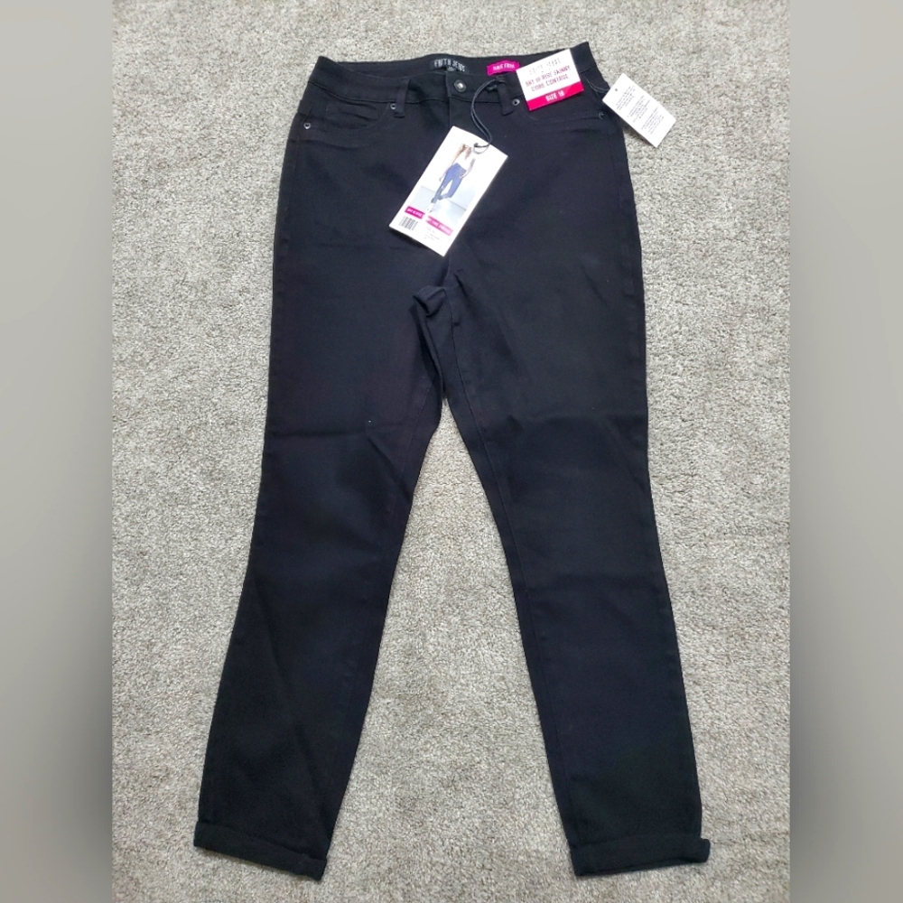 Black skinny jeans